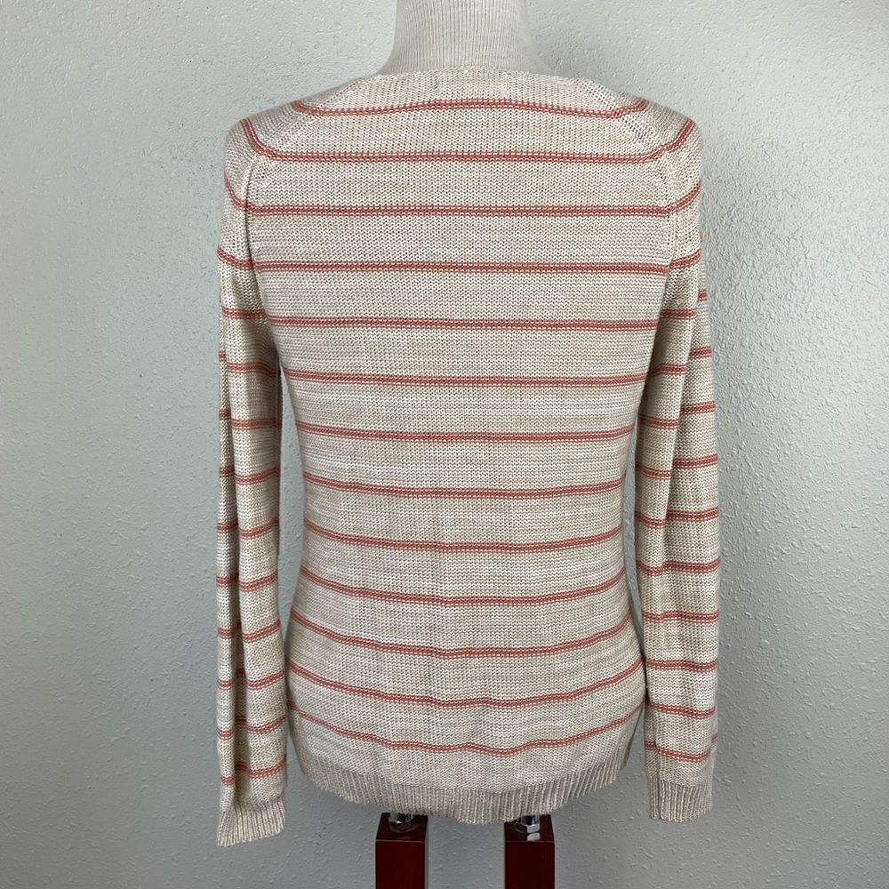 Pink Rose Sweater Size M EUC - Picture 5 of 7